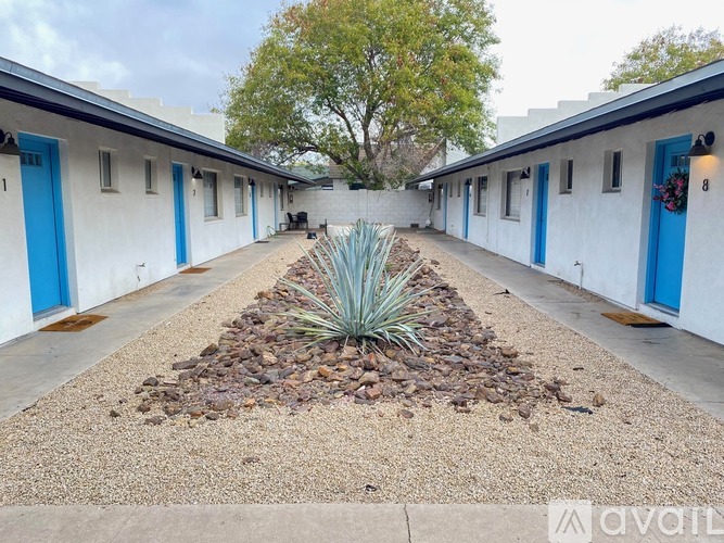 2004 N 24th St, Unit 7 Rental photo 5
